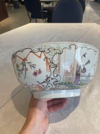 A Chinese famille rose 'mandarin subject' bowl, Qianlong