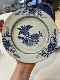 A varied collection of thirteen Chinese blue and white, Imari-style, famille rose and famille verte plates, Kangxi/Qianlong
