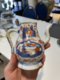 A varied collection of fourteen Chinese Imari-style wares, Kangxi/Qianlong