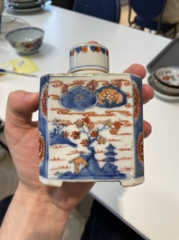 A varied collection of fourteen Chinese Imari-style wares, Kangxi/Qianlong