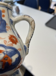 A varied collection of fourteen Chinese Imari-style wares, Kangxi/Qianlong
