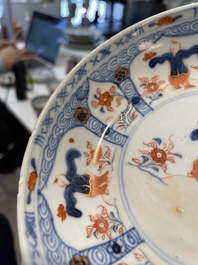 A varied collection of fourteen Chinese Imari-style wares, Kangxi/Qianlong