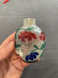 Ten Chinese overlay, multi-coloured and monochrome glass snuff bottles, 19/20th C.