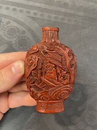 Eleven Chinese snuff bottles in amber, agate, rock crystal, lacquer, hardstone, metal and wood, 19/20th C.
