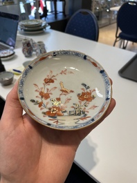 A varied collection of fourteen Chinese Imari-style wares, Kangxi/Qianlong