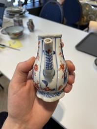 A varied collection of fourteen Chinese Imari-style wares, Kangxi/Qianlong