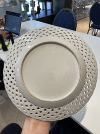 A Chinese blue and white dish, a plate and three famille rose plates, Qianlong and later