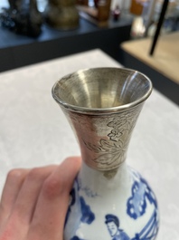 Four Chinese blue and white vases and a stem cup, Kangxi and later