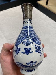 Four Chinese blue and white vases and a stem cup, Kangxi and later
