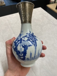 Four Chinese blue and white vases and a stem cup, Kangxi and later