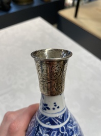 Four Chinese blue and white vases and a stem cup, Kangxi and later