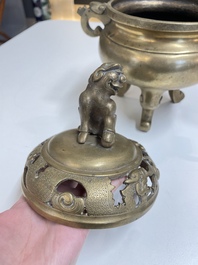 Six various Chinese bronze censers, 19/20th C.
