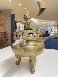 Six various Chinese bronze censers, 19/20th C.