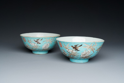 A pair of Chinese 'Da Ya Zhai 大雅齋' turquoise-ground grisaille bowls, Yong Qing Chang Chun 永慶長春 mark, Guangxu