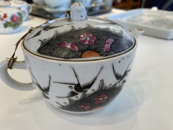 A varied collection of Chinese famille rose and qianjiang cai teawares, 19th/20th C.