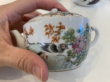 A varied collection of Chinese famille rose and qianjiang cai teawares, 19th/20th C.
