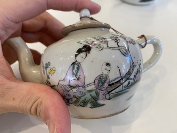 A varied collection of Chinese famille rose and qianjiang cai teawares, 19th/20th C.
