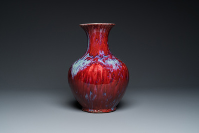 A Chinese flamb&eacute;-glazed vase, 18/19th C.