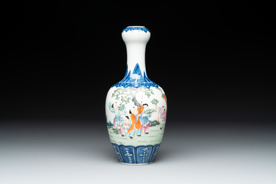 A Chinese famille rose '100 boys' garlic-mouth vase, Qianlong mark, 19th C.