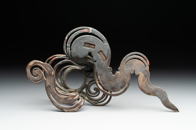 A Japanese copper, bronze and pewter Ikebana vessel, signed Kimura Toun 木村渡雲, Meiji, 19th C.