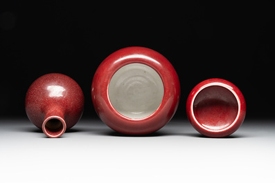 A collection of six Chinese copper-red-glazed and flamb&eacute;-glazed wares, 19/20th C.