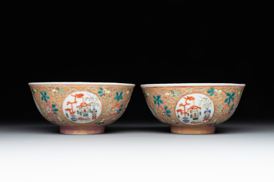 A pair of Chinese famille rose pink-ground 'antiquities' bowls, Zhengde mark, 19th C.
