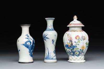A varied collection of 13 Chinese famille rose, blue and white wares, Transitional period/19th C.