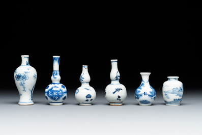 A varied collection of 13 Chinese famille rose, blue and white wares, Transitional period/19th C.