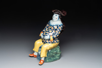 A fine polychrome Dutch Delft 'bobbejak' ewer, 18th C.