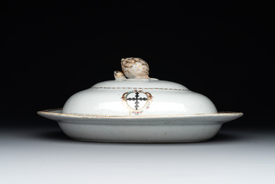 A Chinese export famille rose covered tureen and an oval dish with strainer, Jiaqing