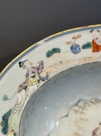A fine Chinese famille rose oval 'go players' shaving bowl, Qianlong