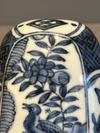 A Chinese blue and white 'kraak' porcelain betel box and cover with a bird on a rock, Wanli