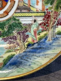 A pair of rare Chinese Canton famille rose armorial soup plates with the arms of Wight, ca. 1810
