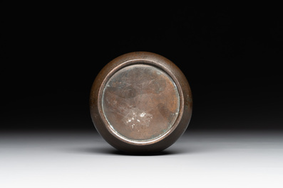 Five various Chinese archaistic bronze vases, Ming/Qing