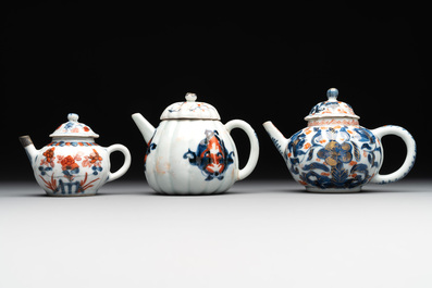 A collection of five Chinese Imari-style wares and one Canton famille rose cup, Kangxi/Qianlong