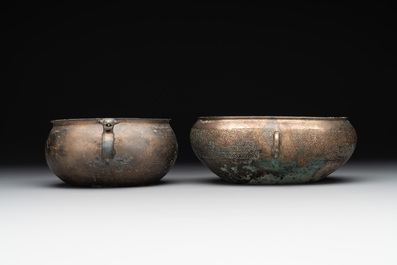 Two archaic bronze ritual wine vessels, 'dui 敦', Warring States Period