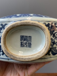A Chinese blue and white 'bats and peaches' moonflask vase, 'bianhu', Daoguang mark, 20th C.
