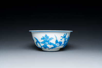A Chinese blue-overlay white Beijing glass 'meiping' vase, a bowl and a bottle, 19/20th C.