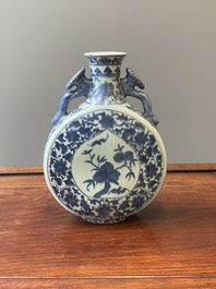 A Chinese blue and white 'bats and peaches' moonflask vase, 'bianhu', Daoguang mark, 20th C.