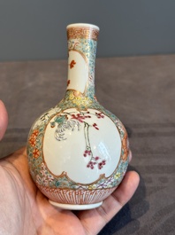 A Chinese famille rose bottle vase, Ju Ren Tang 居仁堂製 mark, Republic