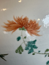 A large Chinese famille rose 'quails and chrysanthemum' 'tianqiu ping' vase, Qianlong mark, 19th C.