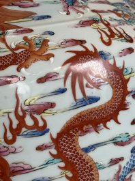 A large Chinese famille rose 'dragon' 'hu' vase, 19/20th C.