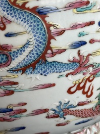 A large Chinese famille rose 'dragon' 'hu' vase, 19/20th C.