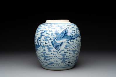 A Chinese blue and white 'dragon and phoenix' jar, Yongzheng