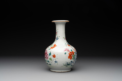 A Chinese famille rose 'peonies' kendi, Qianlong