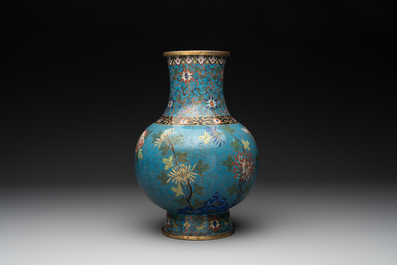 A Chinese cloisonn&eacute; 'peony and chrysanthemum' vase, 19th C.