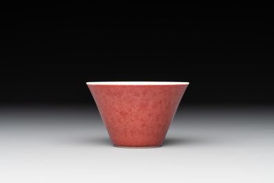 A Chinese copper-red-glazed cup, Zhu Feng 珠峰 mark, 18/19th C.