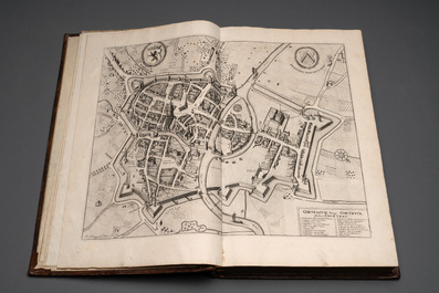 Verheerlykt Vlaandre, Flandria Illustrata, an illustrated chronicle of Flanders in three tomes and two volumes, Flanders, dated 1735