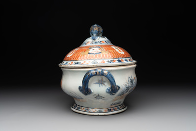 A Chinese Imari-style 'Parasol Ladies' tureen and stand after Cornelis Pronk, Qianlong, ca. 1740
