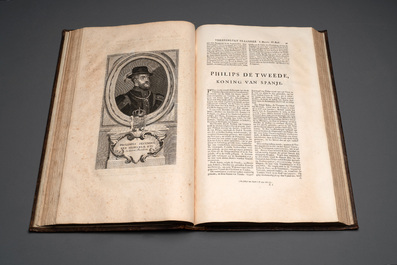 Verheerlykt Vlaandre, Flandria Illustrata, an illustrated chronicle of Flanders in three tomes and two volumes, Flanders, dated 1735